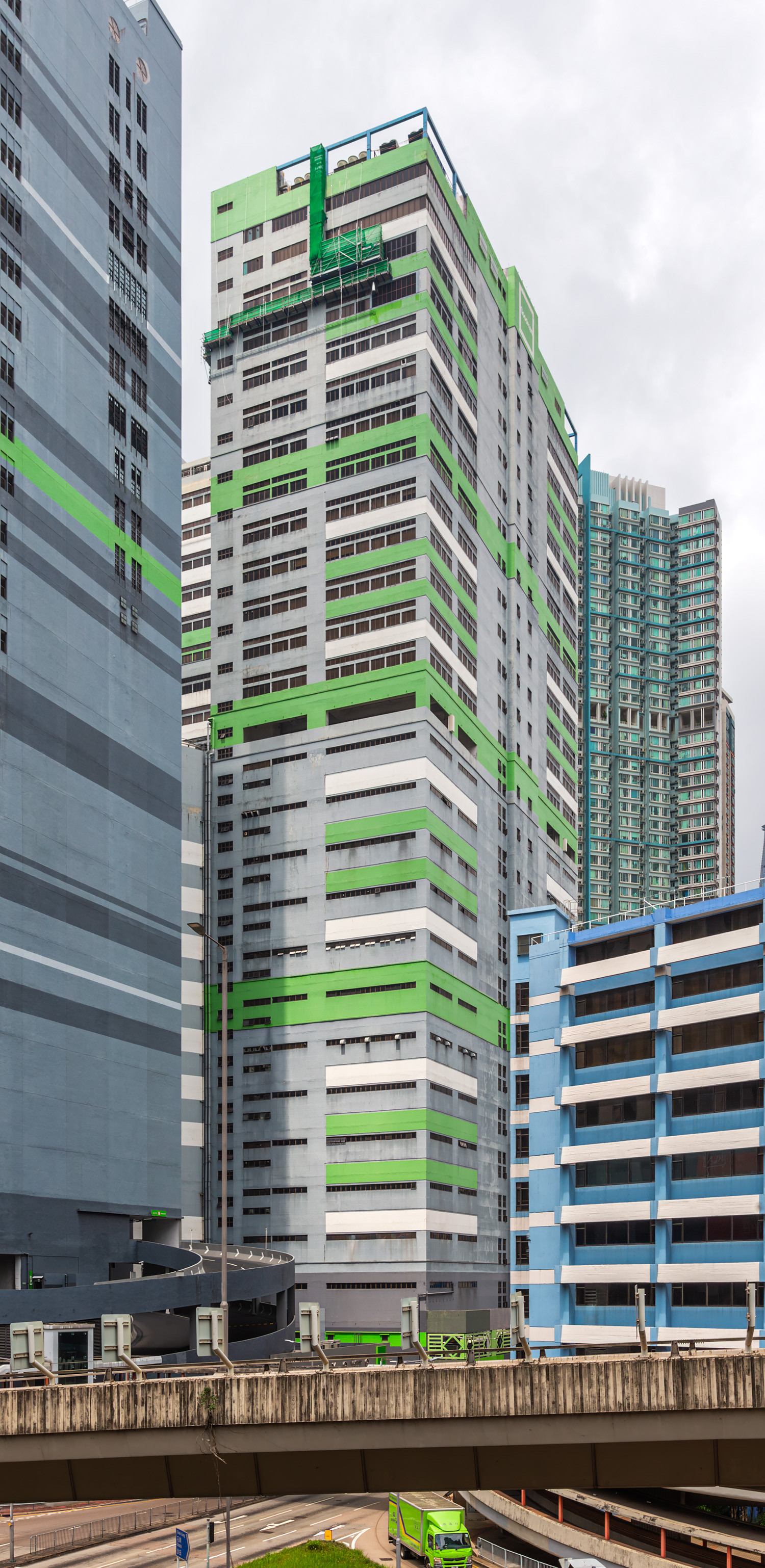 Goodman Global Gateway, Hong Kong - View from the east. © Mathias Beinling